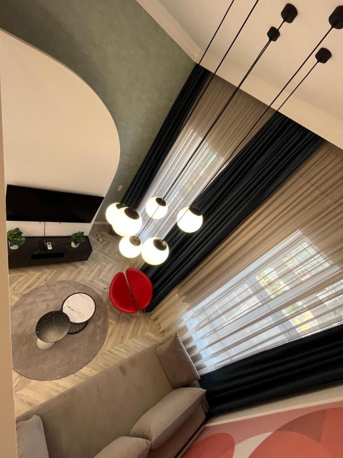 Central Gallery Apartment Debrecen Luaran gambar