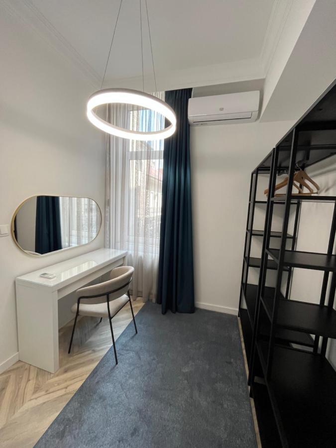 Central Gallery Apartment Debrecen Luaran gambar